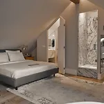 Dare House Ξενοδοχείο