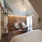 Dare House Ξενοδοχείο 4*