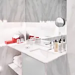 Dare House 4*